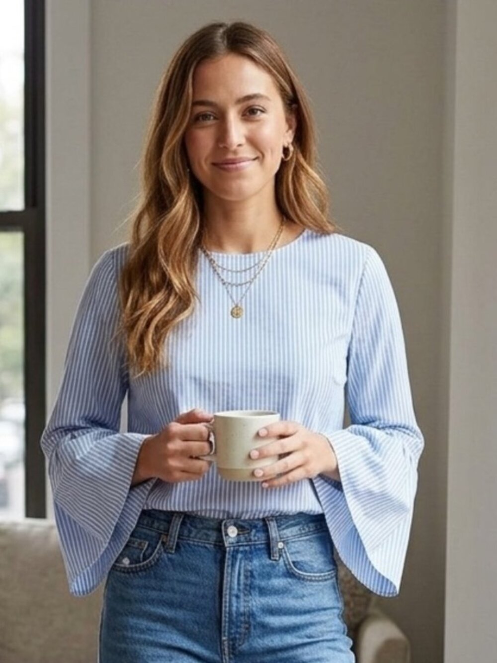 Gibson Blouse Medium striped women's blue white bell ruffled sleeve poplin